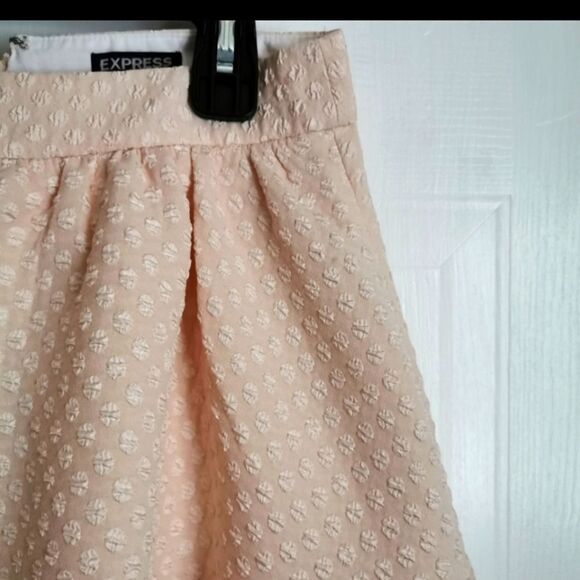 2/$20 Express Blush Pink Circle Skirt size 6 - Picture 2 of 5